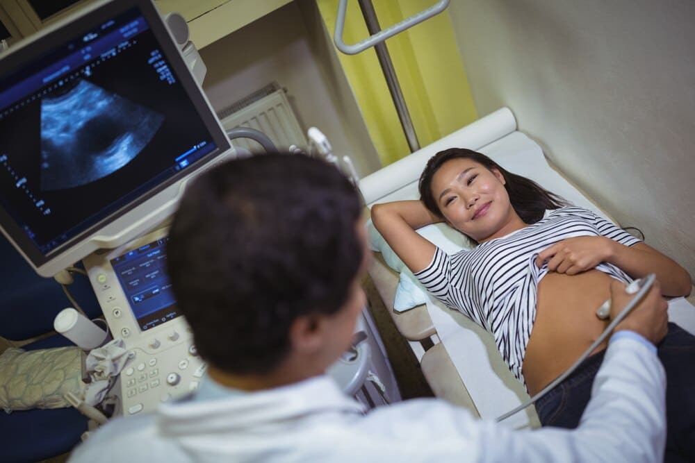 Thu gom chất thải y tế cho phòng khám sản phụ khoa